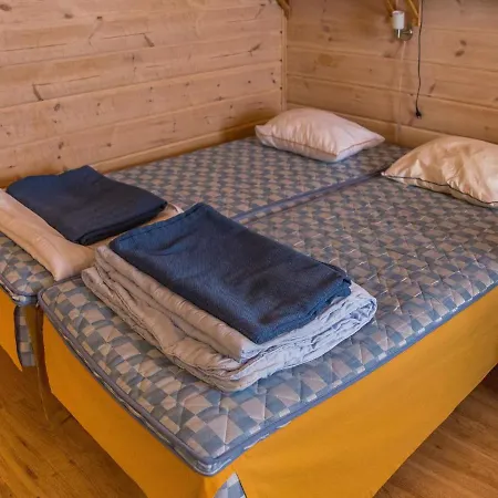 Vaeltajankulma Huoneisto 3 By Interhome